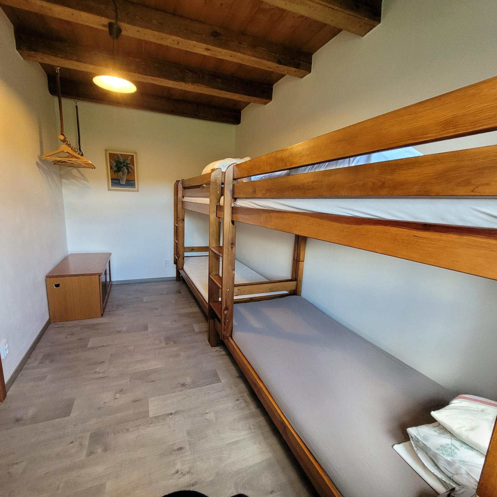 Chloumek Apartamento Bela  Exterior foto